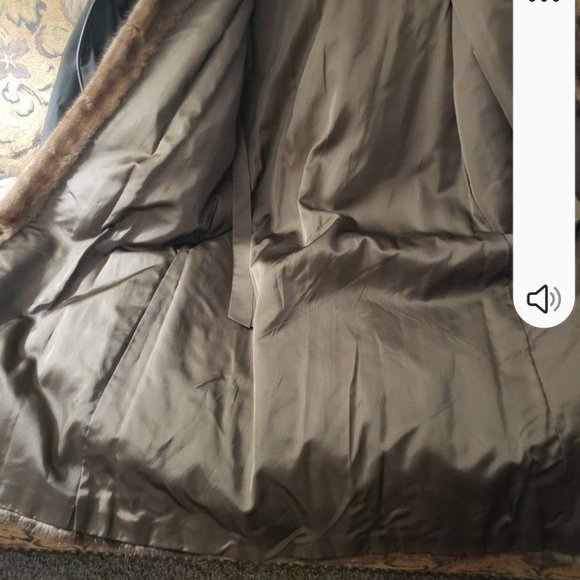 Full Length Mink Coat - Picture 4 of 4